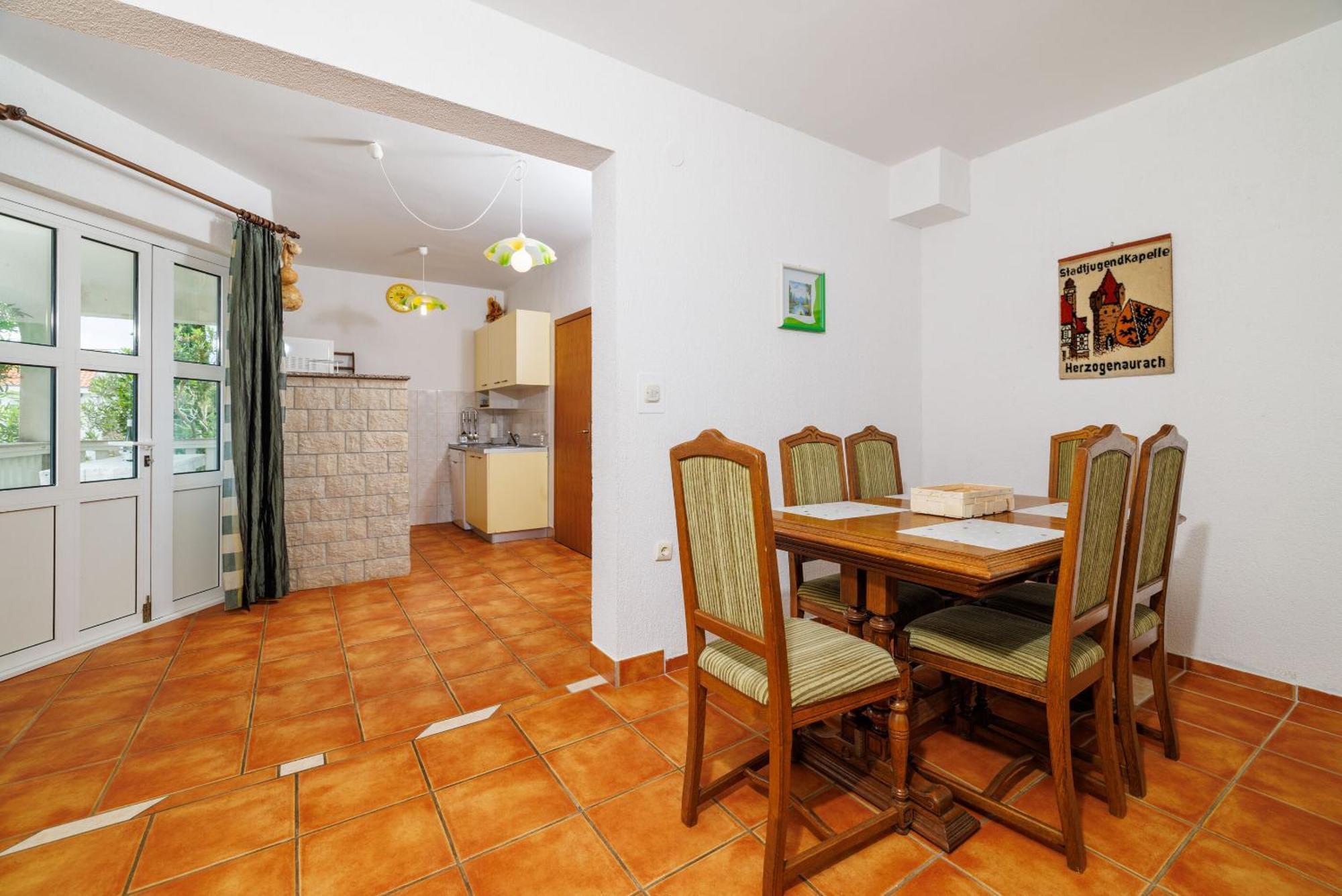 Apartments Mirela Карлобаг Екстериор снимка